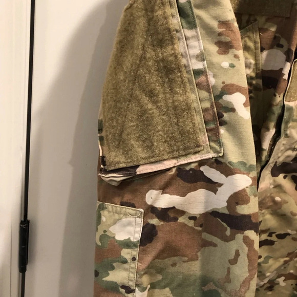 US Military Offical Issue Woodland Camp Jacket Medium Long Insect Repellant L/S - Picture 8 of 8